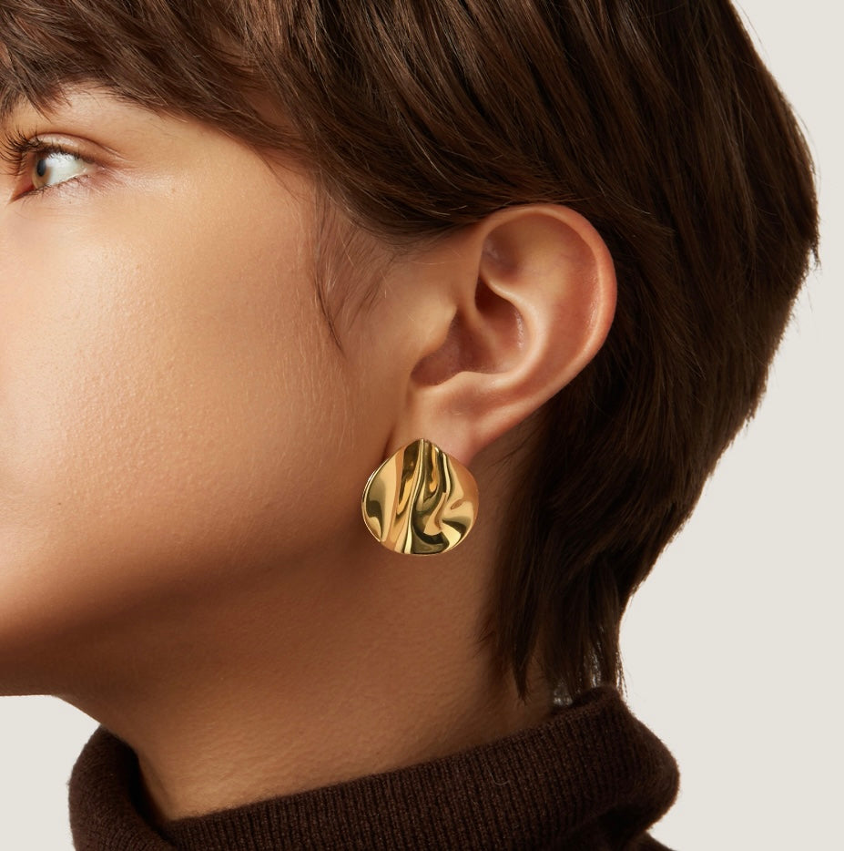 Ruffle earrings