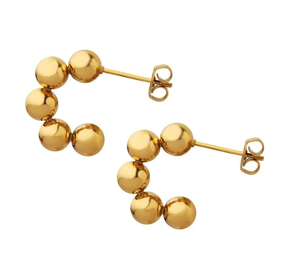 Darla hoops