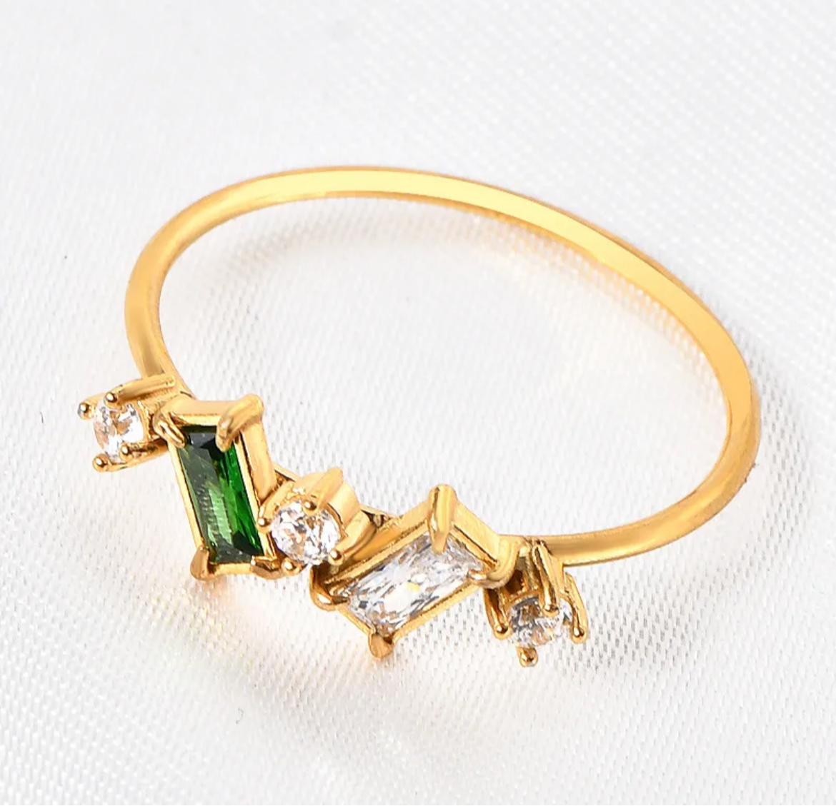 Ivanna ring