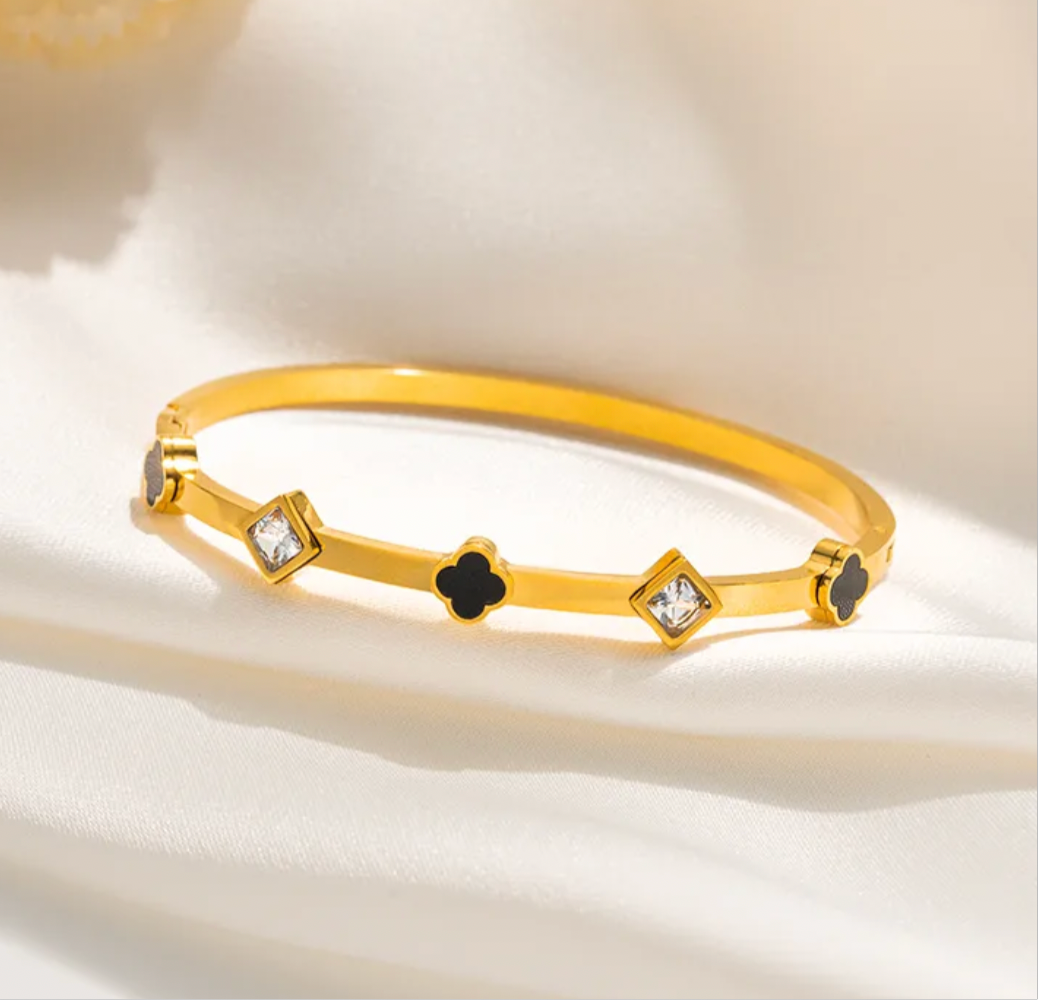 Patricia bangle