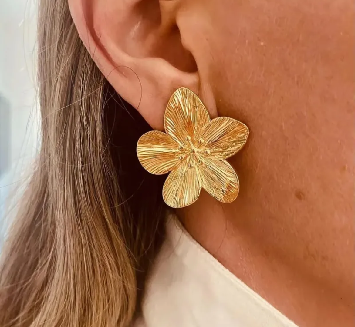 Gardenia earrings